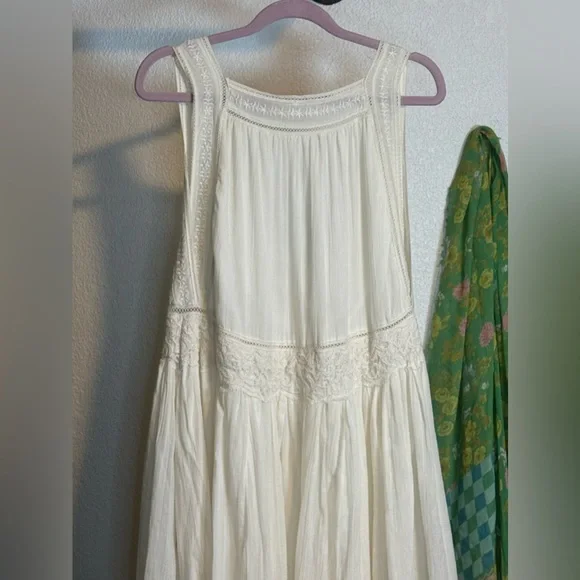 Free People Carla Lace Dress Deep-V Ivory Never Worn Size Small - Picture 5 of 15